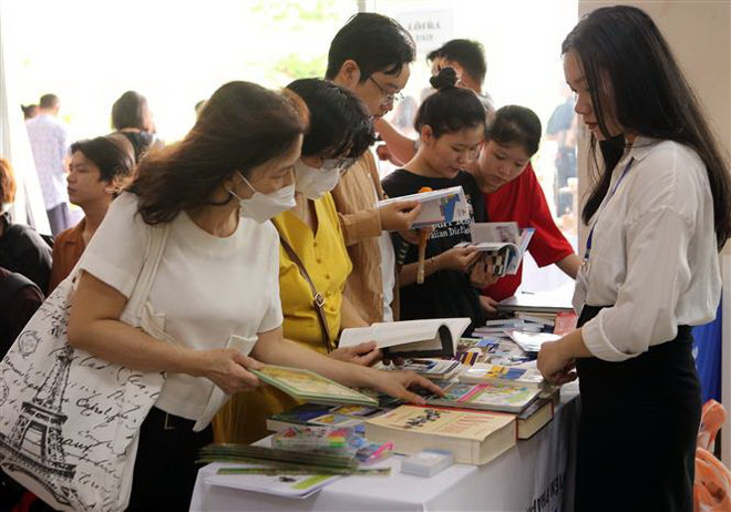 Giao lưu văn hóa, gắn kết tình hữu nghị giữa Việt Nam và Pháp ảnh 1