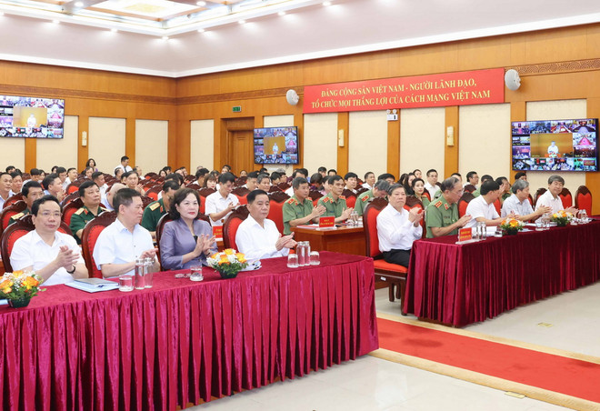 ttxvn_uy ban kiem tra 2.jpg