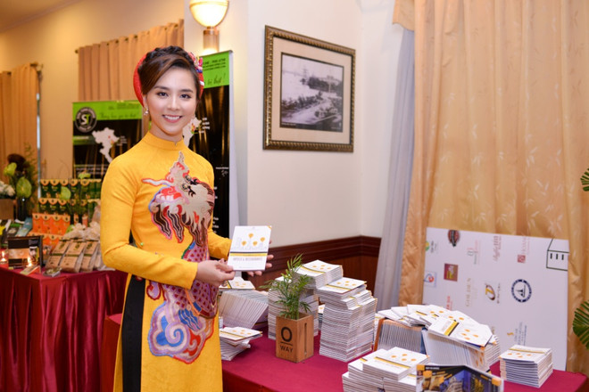 Á hậu Dương Trương Thiên Lý được chọn làm Đại sứ Truyền thông ảnh 1