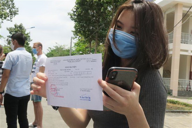 Thêm 3 bệnh nhân tại Thành phố Hồ Chí Minh được công bố khỏi bệnh ảnh 1