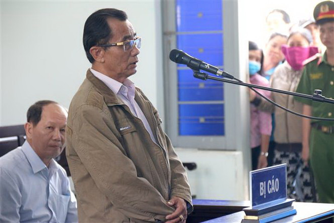 Hoãn phiên xét xử nguyên Chủ tịch, Phó Chủ tịch thành phố Phan Thiết ảnh 1