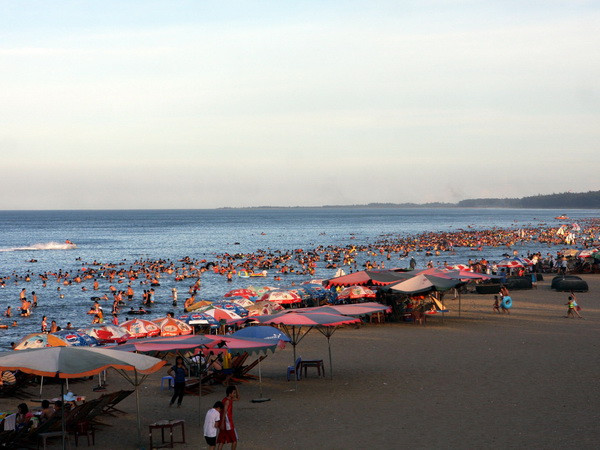 Nghệ An phấn đấu đón 4 triệu lượt khách trong năm 2014 ảnh 1