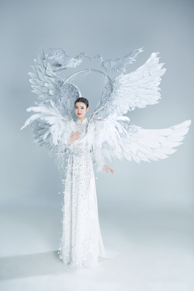 Miss International: Lộ diện trang phục dân tộc hơn 10kg của Phương Nhi ảnh 4