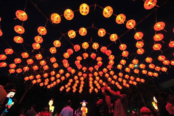 Lữ hành trong nước ứng biến trước tình hình đánh bom ở Bangkok ảnh 1