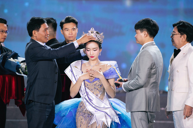 Bản sao của 0074MISS UNIVERSITY .FOTO KIENGCAN.jpeg