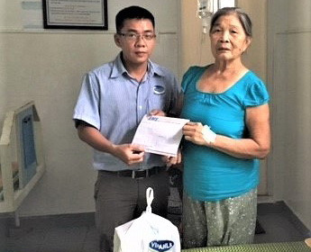 Vinamilk phụng dưỡng và tri ân các Mẹ Việt Nam anh hùng ảnh 2