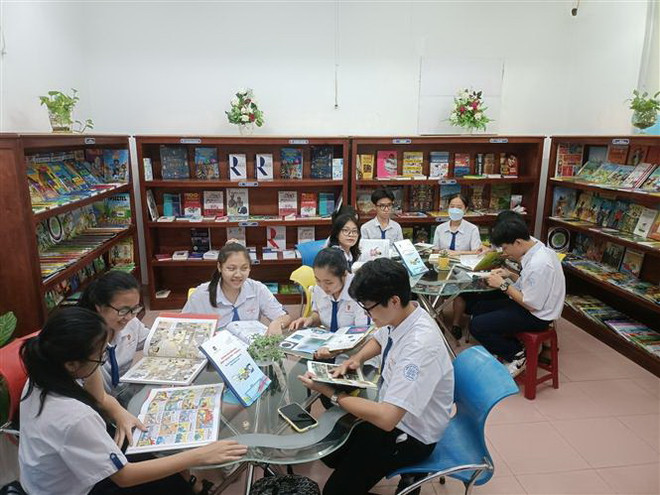 Một góc 'Không gian sách tiếng Pháp' tại Thư viện thành phố Cần Thơ. (Ảnh: Ánh Tuyết/TTXVN) Khai trương 'Không gian sách tiếng Pháp' tại thư viện Cần Thơ ảnh 1