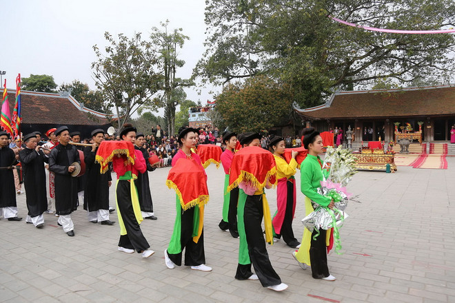 Phú Thọ: Tưng bừng khai hội Đền Mẫu Âu Cơ ở xã Hiền Lương ảnh 1