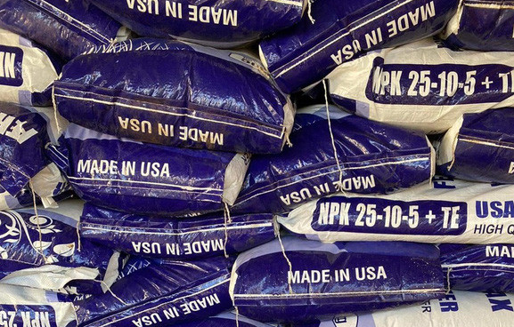 Đắk Lắk: Phát hiện cơ sở sản xuất hơn 100 tấn phân bón nghi giả ảnh 1