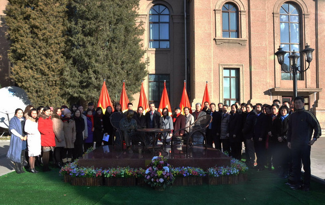 Khánh thành tượng Bác đặt tại Đại sứ quán Việt Nam ở Trung Quốc ảnh 2