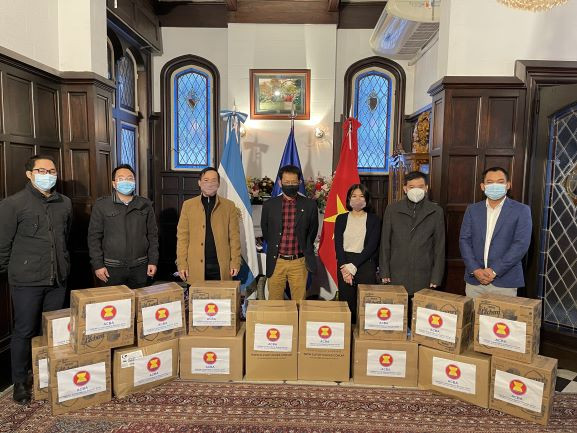 Các nước ASEAN quyên góp ủng hộ người nghèo tại Argentina ảnh 1