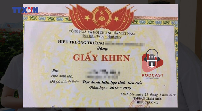 [Audio] Bỏ giấy khen học sinh tiên tiến giúp giảm 'bệnh thành tích'? ảnh 1