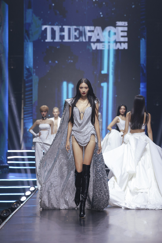 Quán quân Tú Anh sẽ đến với 4 kinh đô thời trang hàng đầu thế giới ảnh 1