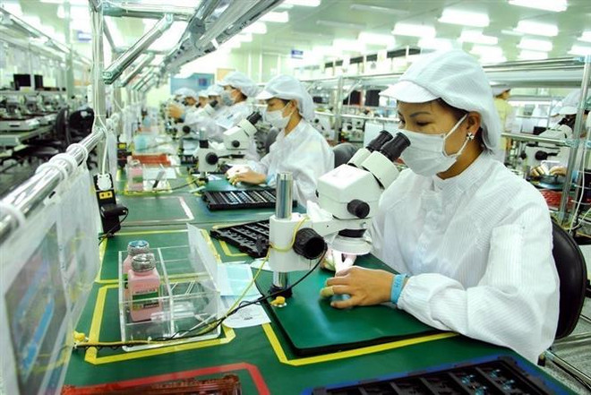 Kinh tế Việt Nam khởi sắc nhưng vẫn tiềm ẩn nhiều thách thức ảnh 2