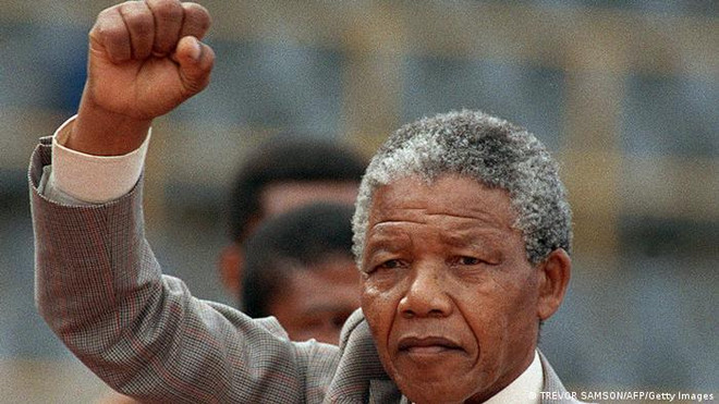 Bán đấu giá NFT của lệnh bắt giữ cựu Tổng thống Nam Phi Nelson Mandela ảnh 1