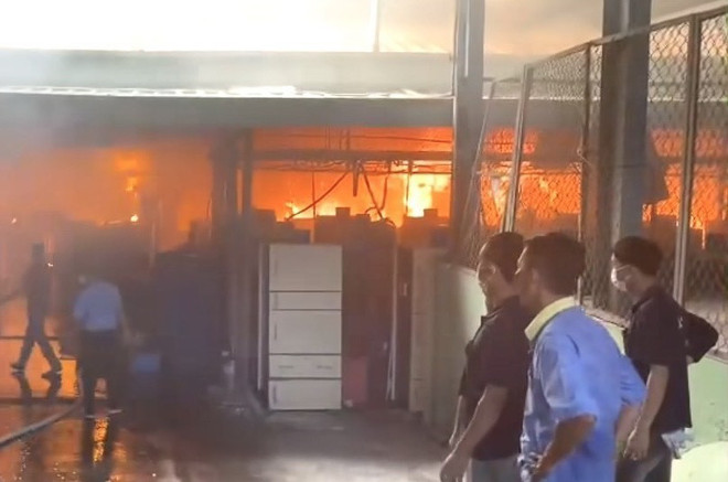 Đồng Nai: Cháy tại công ty chuyên sản xuất may mặc và da giày ảnh 1