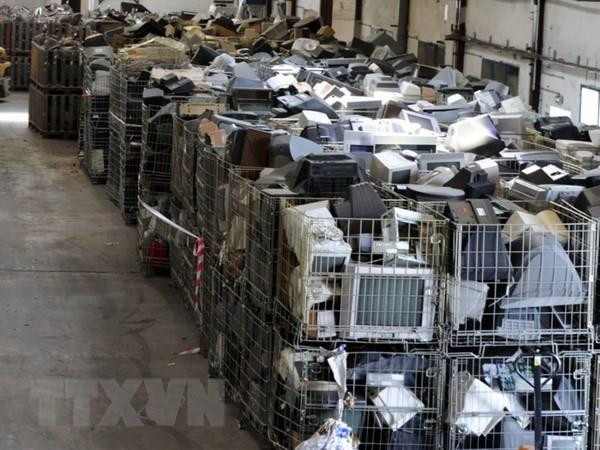 ILO kêu gọi hành động khẩn cấp để xử lý rác thải điện tử ảnh 1