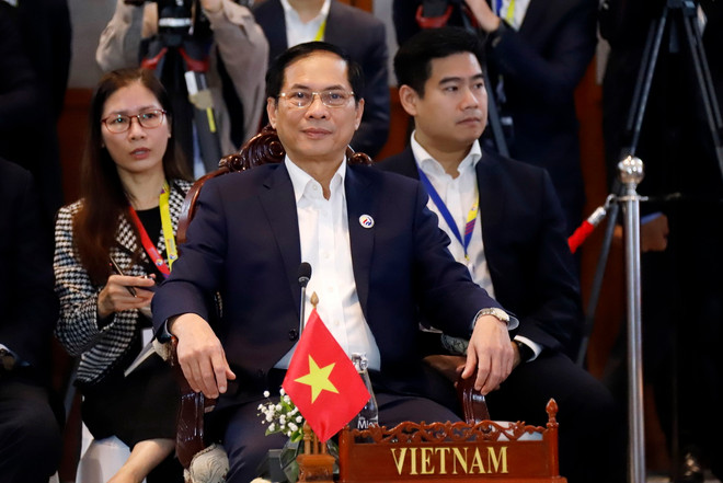Bộ trưởng Ngoại giao Bùi Thanh Sơn tại Hội nghị AMM Retreat 2024. (Ảnh: Phạm Kiên/TTXVN) ttxvn_bo truong ngoai giao.jpg