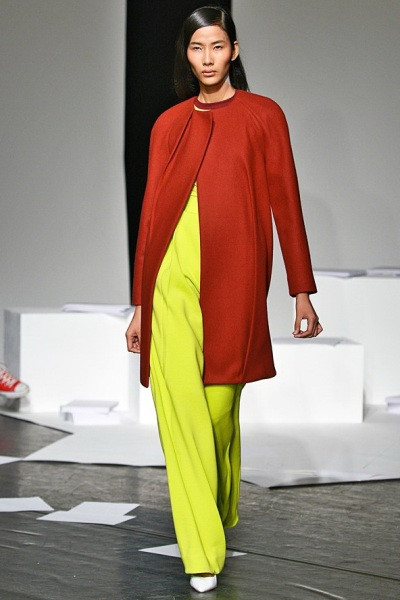 Hoàng Thùy sải bước ở London Fashion Week 2014 ảnh 2