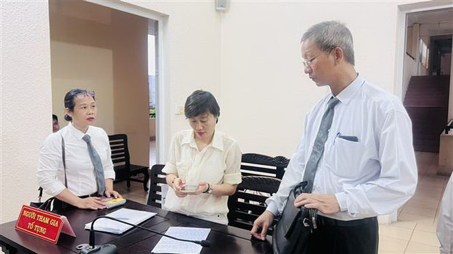 Vụ cưỡng chế xét nghiệm COVID-19 ở Bình Dương: Tòa án bác bỏ đơn kiện ảnh 1