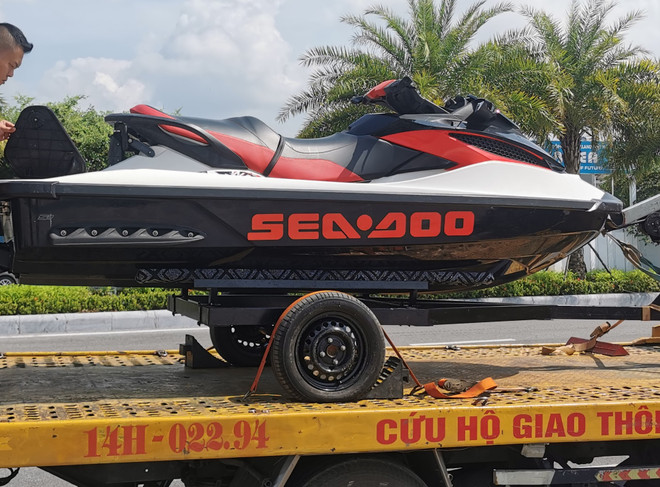 Quảng Ninh: Đi môtô nước trên biển trong đêm, nữ du khách gặp nạn ảnh 1