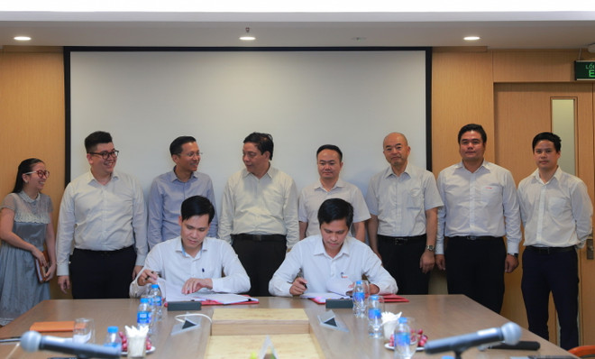 Ký kết hợp đồng gói thầu thi công hạ tầng dự án điện gió Thái Hòa ảnh 1