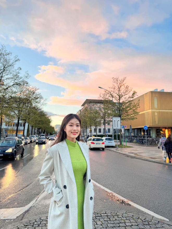 ĐOÀN THIÊN ÂN ĐI ĐỨC.jpg