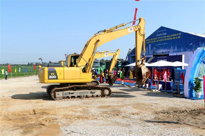 Hải Dương đồng loạt khởi công 3 dự án giao thông đường bộ ảnh 2