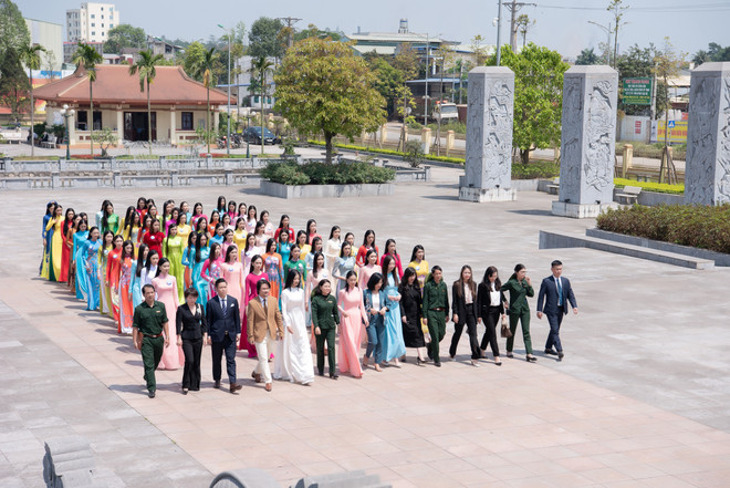 Thí sinh Miss World Vietnam 2022 khởi động chuỗi hoạt động đầu tiên ảnh 1