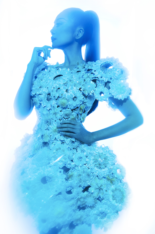 Ấn tượng với bộ sưu tập lấy cảm hứng từ thế giới ảo của NTK Công Trí ảnh 4