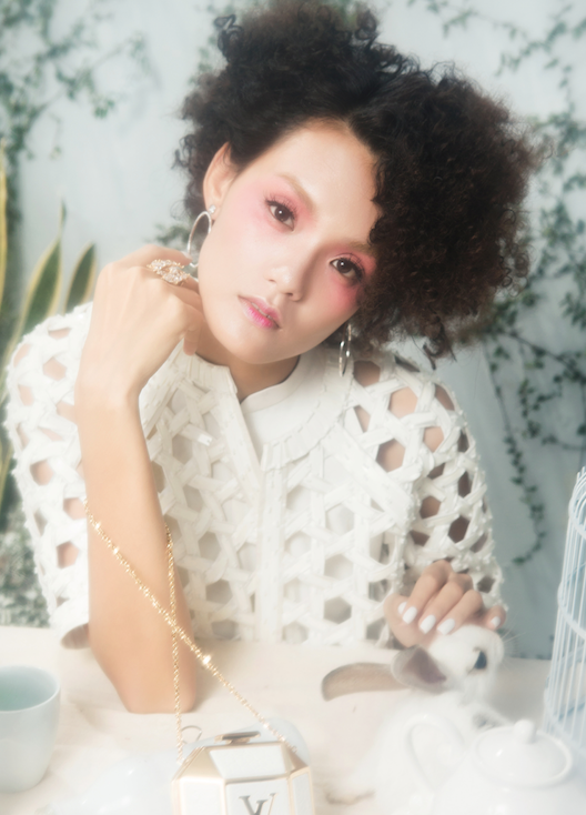 Ấn tượng với bộ sưu tập lấy cảm hứng từ thế giới ảo của NTK Công Trí ảnh 1