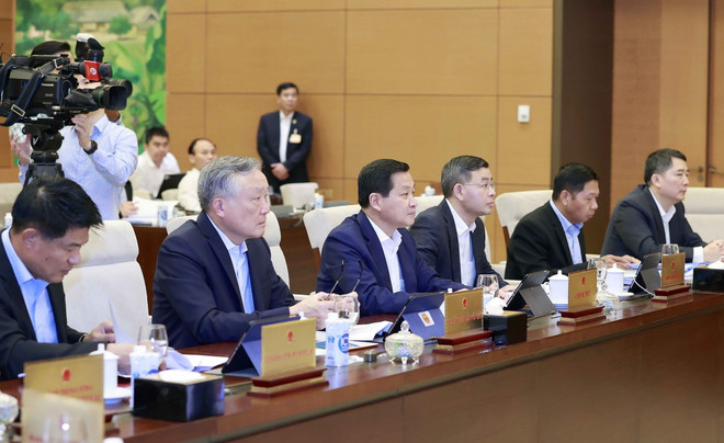 Phiên họp thứ 20 Ủy ban Thường vụ Quốc hội diễn ra trong 3 ngày ảnh 4