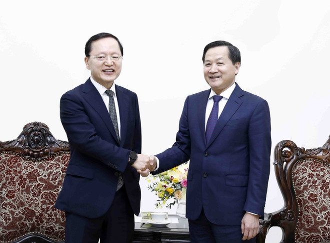 Phó Thủ tướng: Người Việt sẽ yêu quý Samsung như yêu quý 'thầy Park' ảnh 1