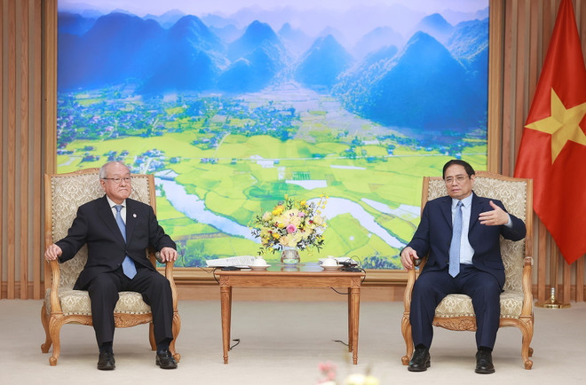 Thủ tướng Phạm Minh Chính tiếp Bộ trưởng Bộ Tài chính Nhật Bản ảnh 2