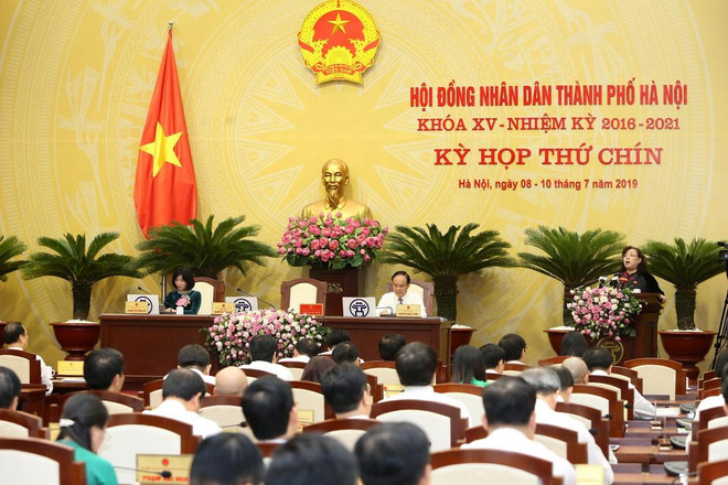 Kỳ họp Hội đồng Nhân dân thành phố Hà Nội. (Ảnh: Lâm Khánh/TTXVN) Hà Nội thông qua nghị quyết về mở rộng địa giới quận Cầu Giấy ảnh 1