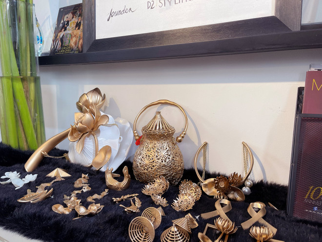 Miss Universe: Khám phá 'trọn bộ' trang phục và phụ kiện của Khánh Vân ảnh 5