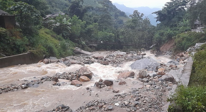 Lũ quét ở Lào Cai: Thấy một thi thể ở lòng hồ thủy điện Nậm Sài ảnh 1