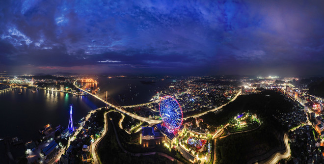 Du lịch Quảng Ninh: Cuộc chuyển mình ngoạn mục từ ‘nâu’ sang ‘xanh’ ảnh 2