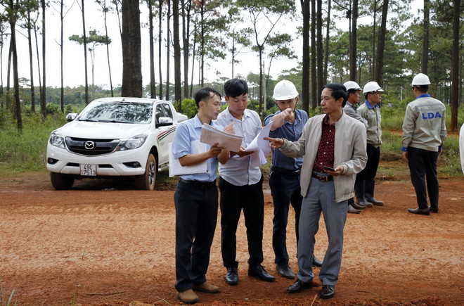 ttxvn_khai thac bauxite 2.jpg