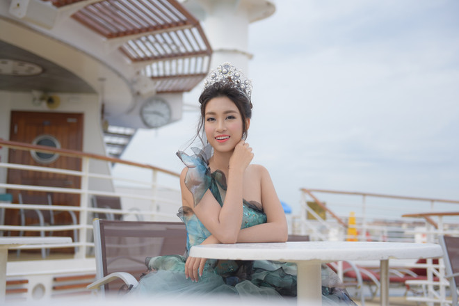 Hoa hậu Mỹ Linh lộng lẫy trong thiết kế đầm công chúa tại Đài Bắc ảnh 5