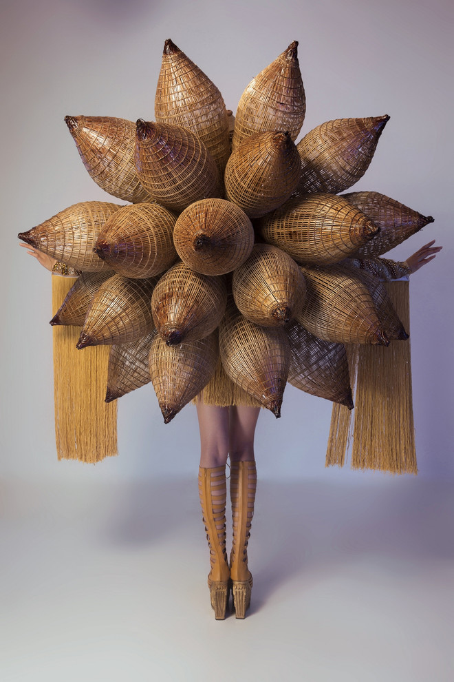 Ngắm trang phục dân tộc độc đáo của Lệ Hằng ở Miss Universe 2016 ảnh 6