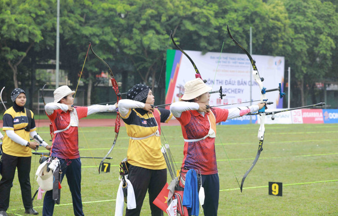 Lê Phương Thảo giành quyền tranh huy chương Vàng môn bắn cung ảnh 1