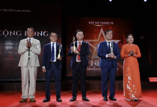 Thành phố Hồ Chí Minh vinh danh 10 doanh nhân truyền cảm hứng năm 2023 ảnh 2