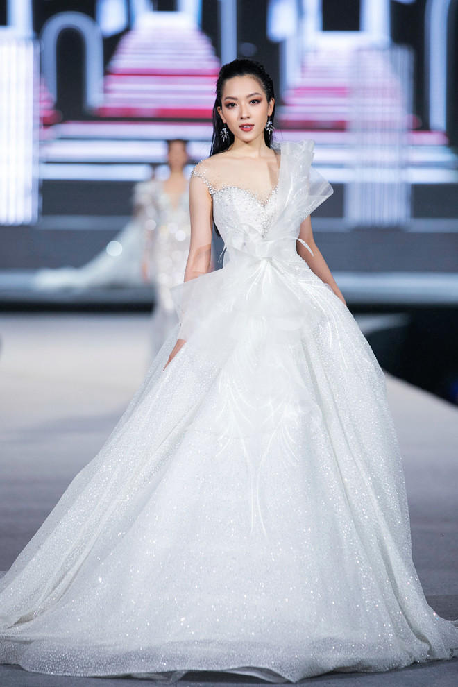 Thí sinh cao 1m85, IELTS 8.0 lọt thẳng chung kết Miss World Vietnam ảnh 5