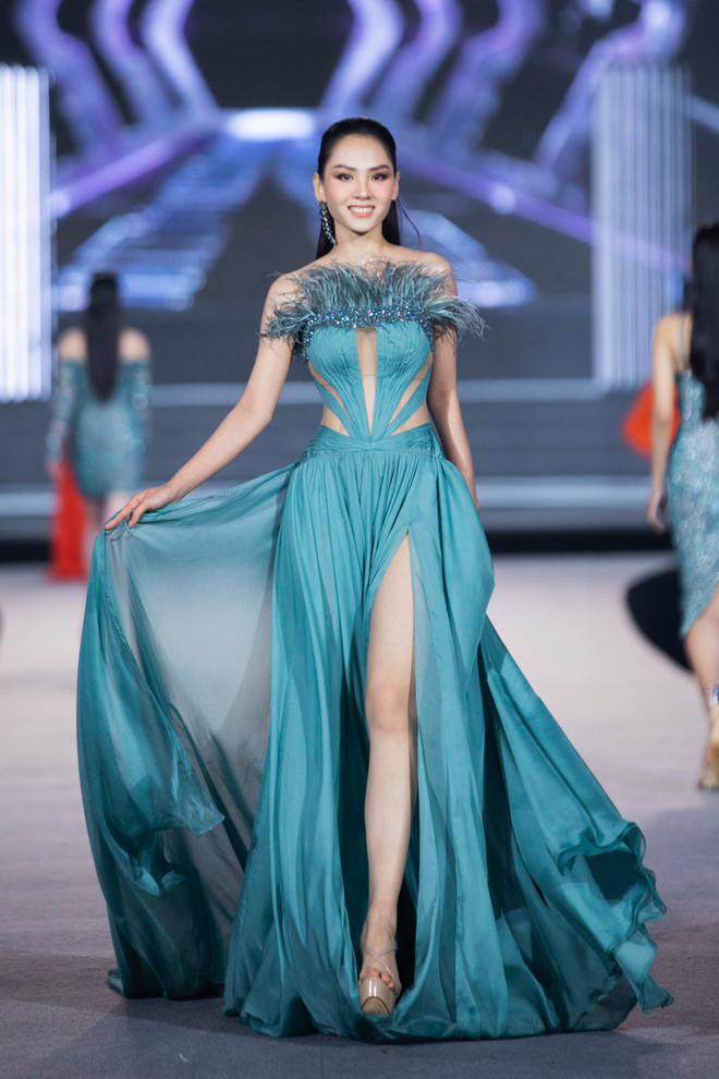 Thí sinh cao 1m85, IELTS 8.0 lọt thẳng chung kết Miss World Vietnam ảnh 4