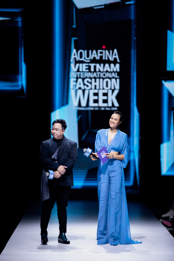 Dàn hoa hậu xuất hiện duyên dáng tại tuần lễ thời trang lớn nhất năm ảnh 9