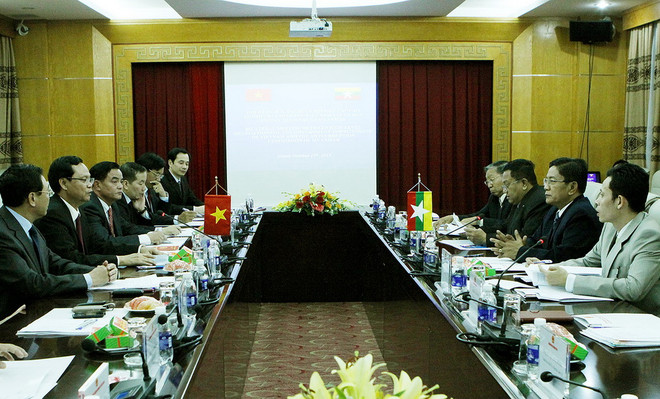 Việt Nam sẽ thúc đẩy quan hệ hợp tác nhiều mặt với Myanmar ảnh 1