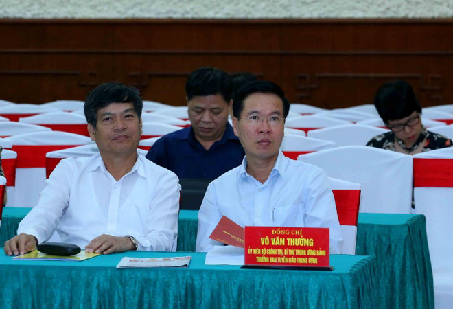 Ông Võ Văn Thưởng, Ủy viên Bộ Chính trị, Bí thư Trung ương Đảng, Trưởng Ban Tuyên giáo Trung ương dự hội thảo. (Ảnh: Phương Hoa/TTXVN) Chia sẻ kinh nghiệm, giải pháp tiếp tục thực hiện tốt Di chúc của Bác ảnh 1