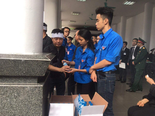 Hơn 1.000 đoàn viên thanh niên Thủ đô tham gia phục vụ Quốc tang ảnh 7