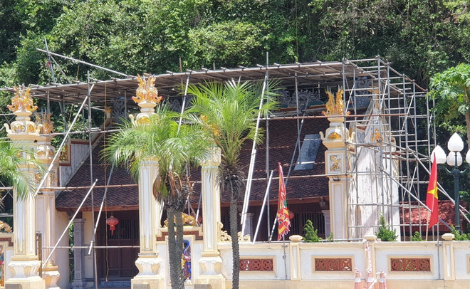 Quảng Ninh: Xuất hiện điểm sạt lở đá nguy hiểm trên núi Bài Thơ ảnh 2